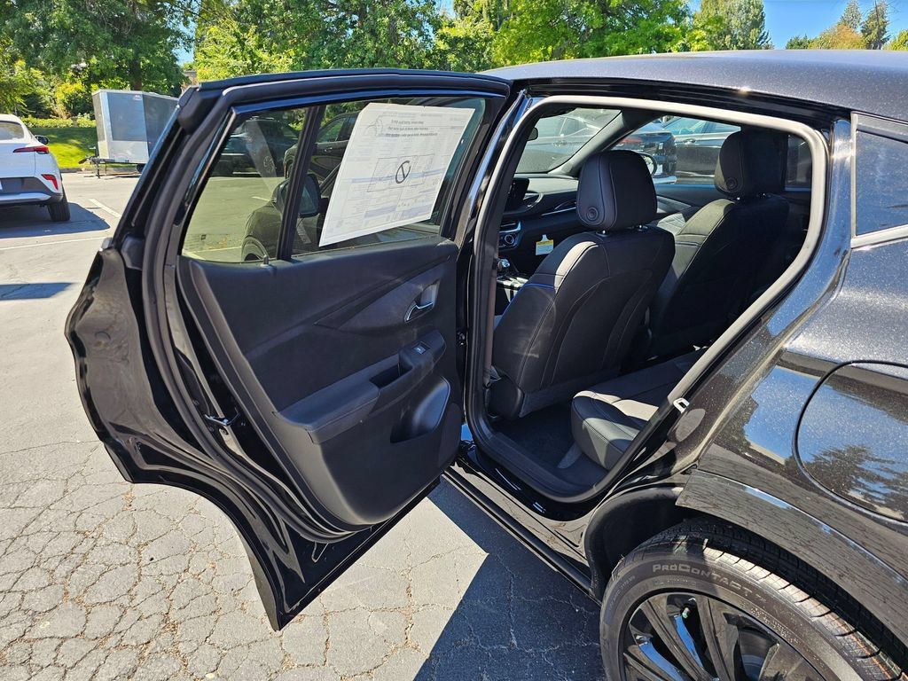 New 2026 Buick Envista Sport Touring w/ Convenience I Package FWD image 15