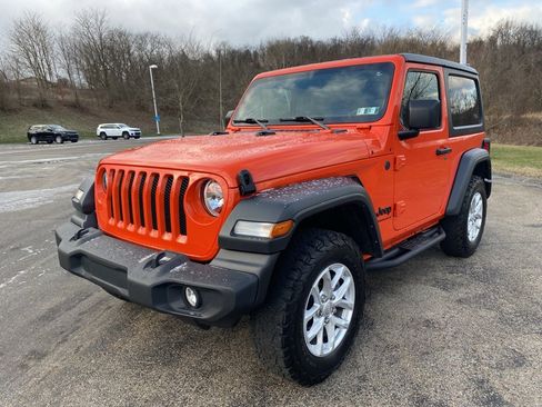 Used 2023 Jeep Wrangler Sport S image 7