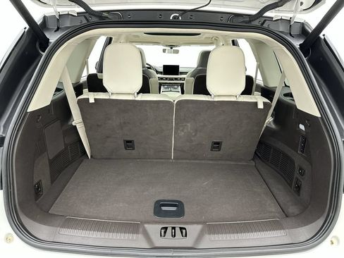 Used 2023 Lincoln Aviator Black Label w/ Dynamic Handling Package AWD/4WD image 25