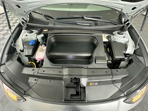 Used 2024 Hyundai Ioniq 6 SEL RWD image 34