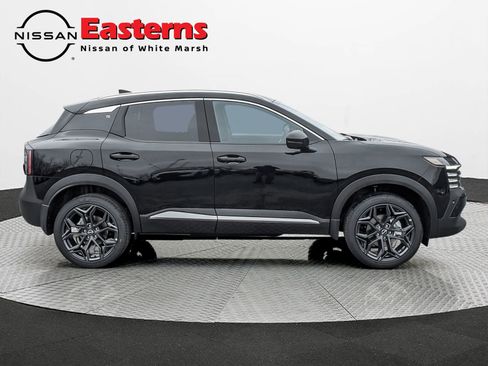 New 2026 Nissan Kicks SR image 6