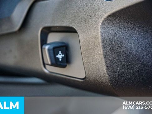 Used 2022 BMW iX xDrive50 w/ Dynamic Handling Package image 50