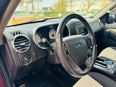 Used 2008 Ford Explorer Sport Trac Limited image 42