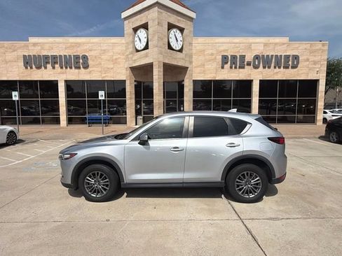 Used 2017 MAZDA CX-5 Sport FWD image 1