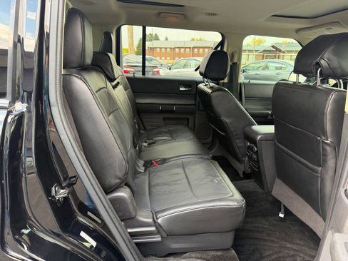 Used 2017 Ford Flex Limited w/ Equipment Group 303A AWD/4WD image 17