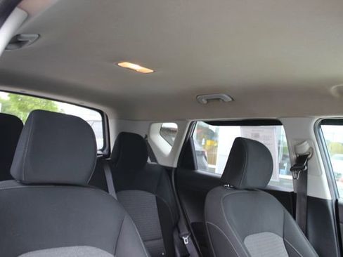 Used 2020 Kia Soul S FWD image 29