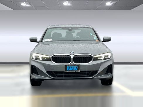 Used 2025 BMW 330i xDrive Sedan w/ Convenience Package image 5