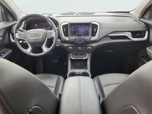 Used 2022 GMC Terrain SLT w/ LPO, 'HIT The Road' Package FWD image 10