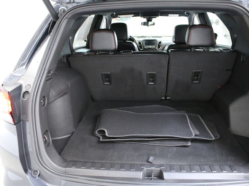 Used 2023 Chevrolet Equinox RS FWD image 27