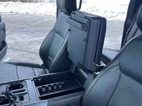 Used 2021 Ford F150 Lariat image 22