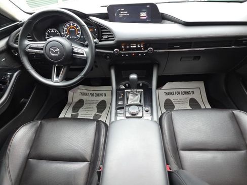 Used 2020 MAZDA MAZDA3 AWD Sedan w/ Premium Package image 19