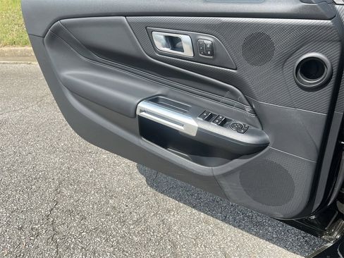 New 2025 Ford Mustang Premium image 18