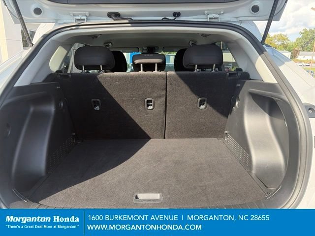 Used 2025 Hyundai Kona SEL AWD/4WD image 26