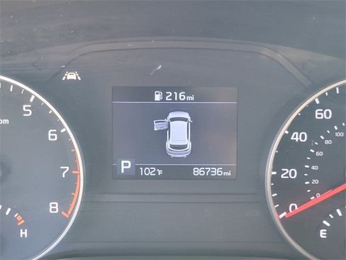 Used 2020 Kia Sportage LX image 20