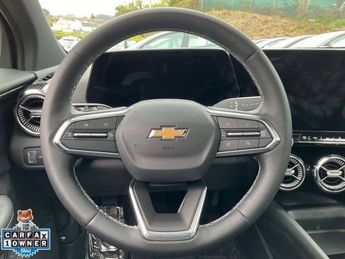 Used 2024 Chevrolet Blazer EV LT AWD/4WD image 43