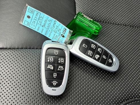 Used 2023 Hyundai Santa Fe Calligraphy image 28