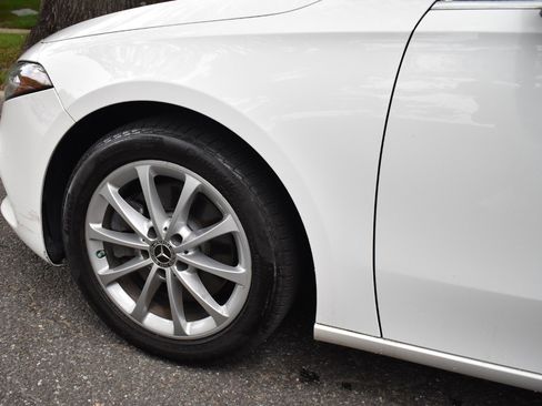 Used 2021 Mercedes-Benz A 220 4MATIC w/ Premium Package image 31