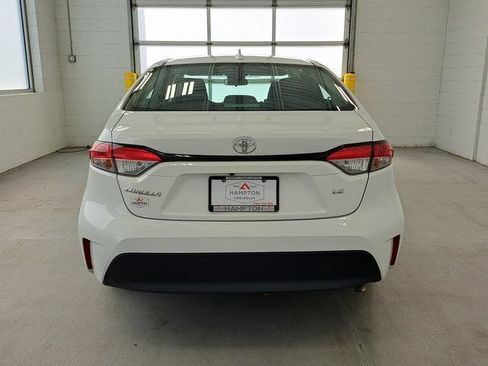 Used 2024 Toyota Corolla LE FWD image 6