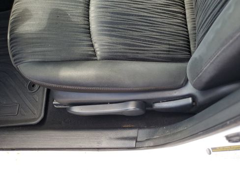 Used 2019 Nissan Sentra SV FWD image 18