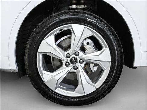 Used 2023 Audi Q5 2.0T Premium Plus w/ Premium Plus Package AWD/4WD image 25