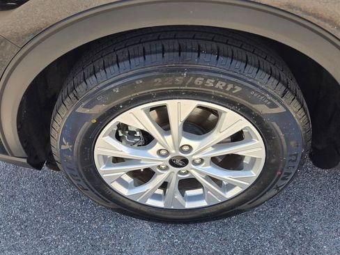 Used 2024 Ford Escape Active FWD image 18
