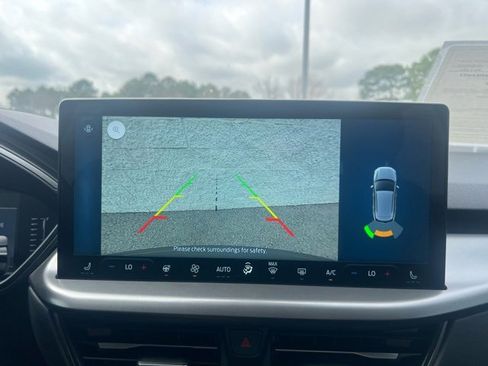 Certified 2024 Ford Escape SE image 9