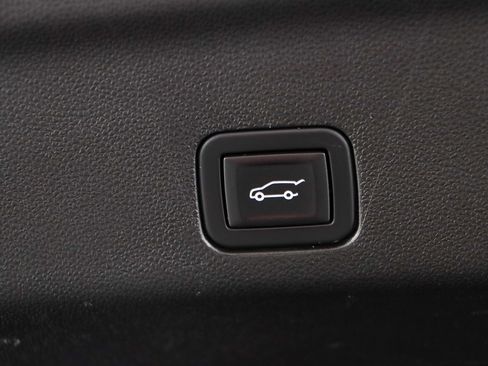 Used 2024 GMC Yukon AT4 w/ Max Trailering Package image 35