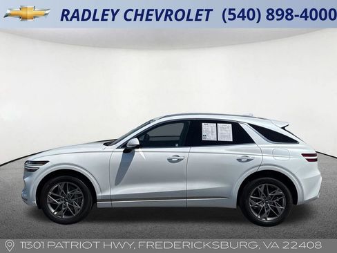 Used 2025 Genesis GV70 2.5T AWD/4WD image 19