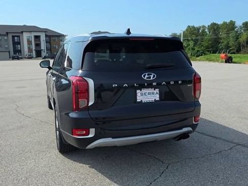 Used 2022 Hyundai Palisade Limited w/ Cargo Package AWD/4WD image 6