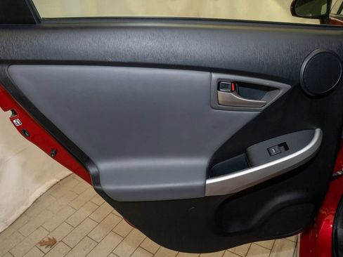 Used 2013 Toyota Prius Four image 8