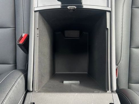 New 2026 Chevrolet Traverse LT w/ Midnight/Sport Edition image 32