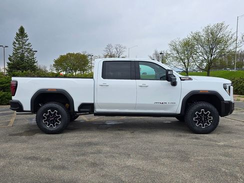 New 2026 GMC Sierra 2500 AT4X AWD/4WD image 10