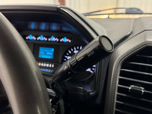 Used 2020 Ford F250 XL w/ Power Equipment Group image 25