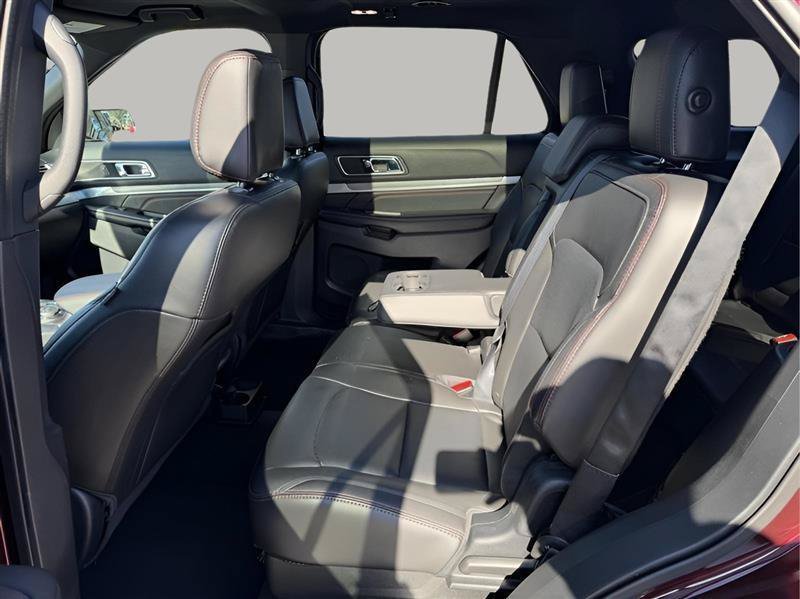 Used 2018 Ford Explorer Sport w/ Equipment Group 401A AWD/4WD image 25