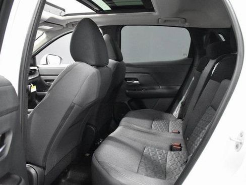 New 2025 Nissan Kicks SV w/ SV Premium Package image 29