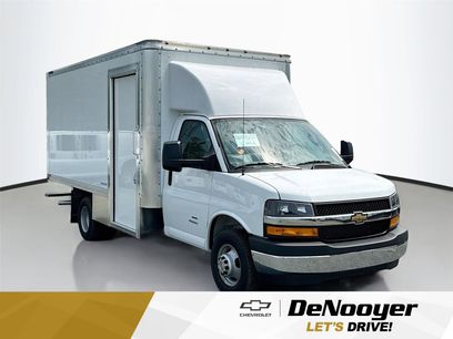 New 2024 Chevrolet Express 4500 w/ Power Convenience Package