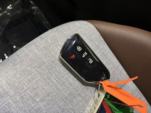 Used 2023 Volkswagen ID.4 Pro image 24