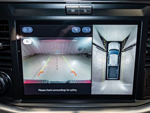 Used 2025 Ford F350 Platinum image 23