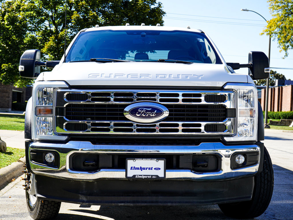 Used 2024 Ford F550 4x4 Crew Cab Super Duty w/ XLT Value Package image 3