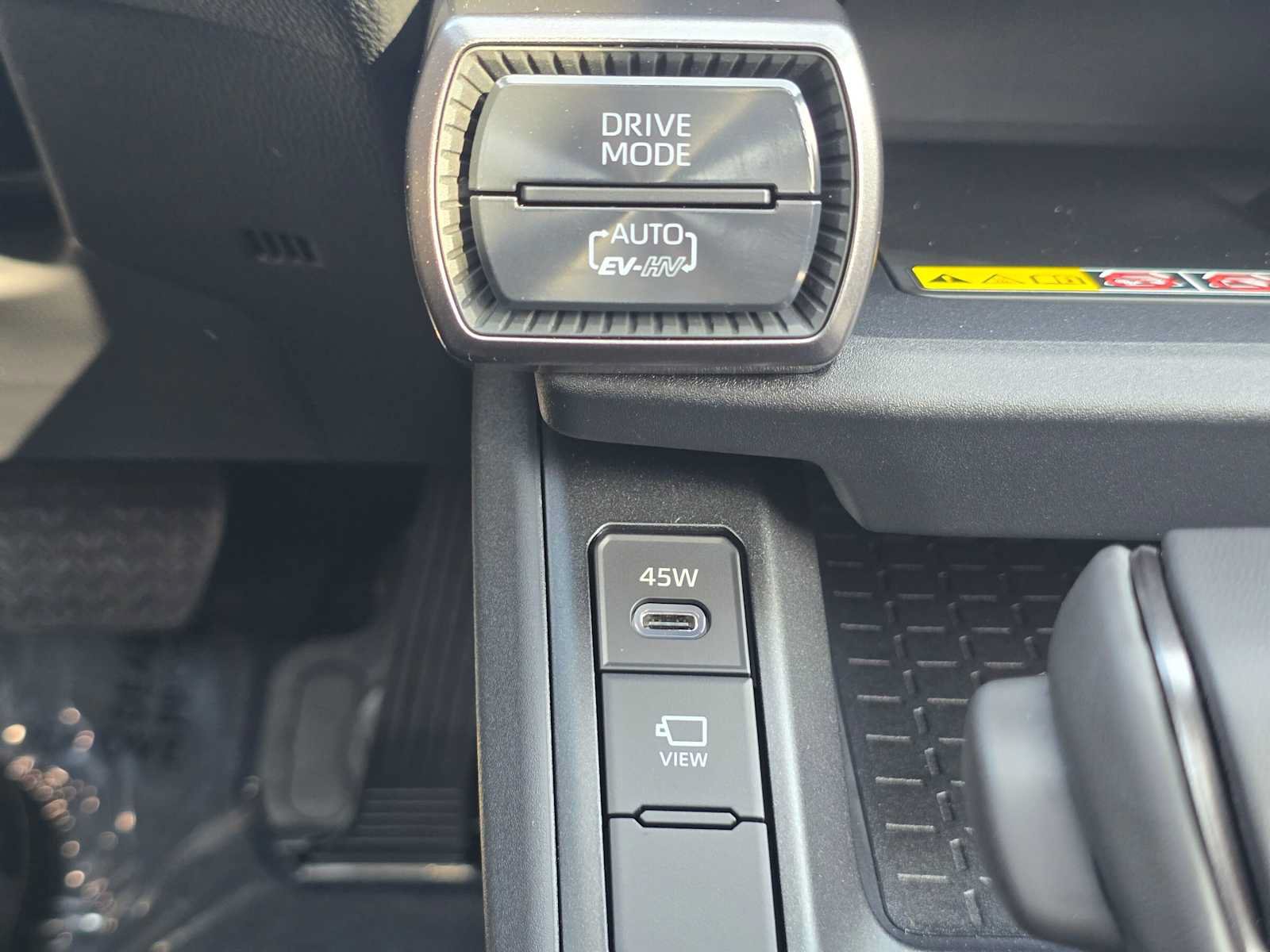 Certified 2026 Toyota RAV4 XSE AWD/4WD image 29