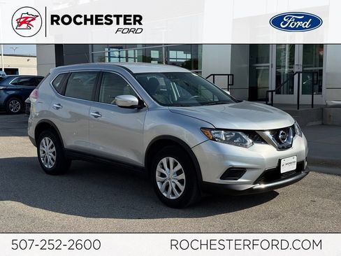 Used 2015 Nissan Rogue S AWD/4WD image 1