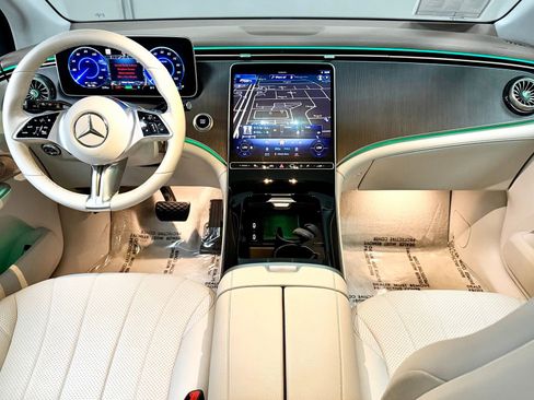 Certified 2023 Mercedes-Benz EQE 350+ 4MATIC SUV image 36
