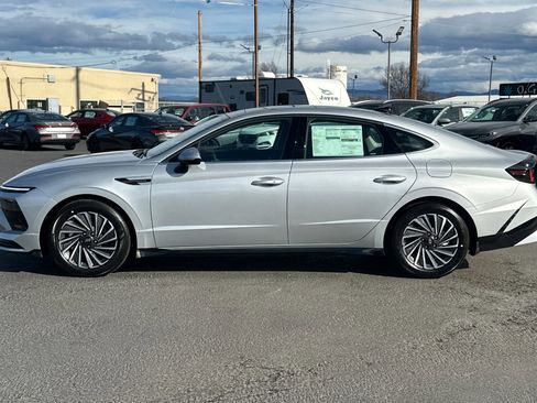 New 2026 Hyundai Sonata SEL FWD image 7