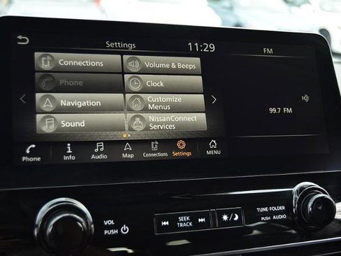 Certified 2024 Nissan Armada SL w/ Captain's Chairs Package image 18