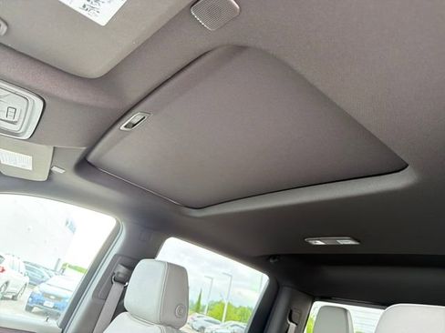 New 2026 GMC Sierra 1500 SLT AWD/4WD image 16