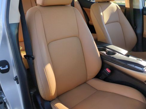 Used 2019 Lexus IS 300 w/ Navigation Package image 31