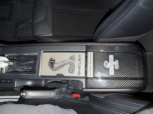 Used 2012 Ford Mustang Shelby GT500 RWD image 24