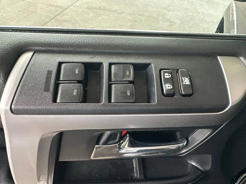 Used 2017 Toyota 4Runner Limited AWD/4WD image 22
