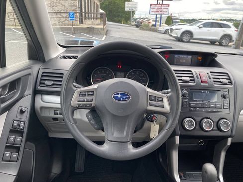 Used 2014 Subaru Forester 2.5i Premium w/ All-Weather Package AWD/4WD image 23