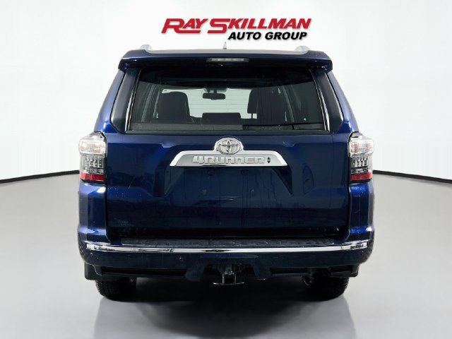 Used 2017 Toyota 4Runner Limited w/ Four Season Floor Mat Package AWD/4WD image 6